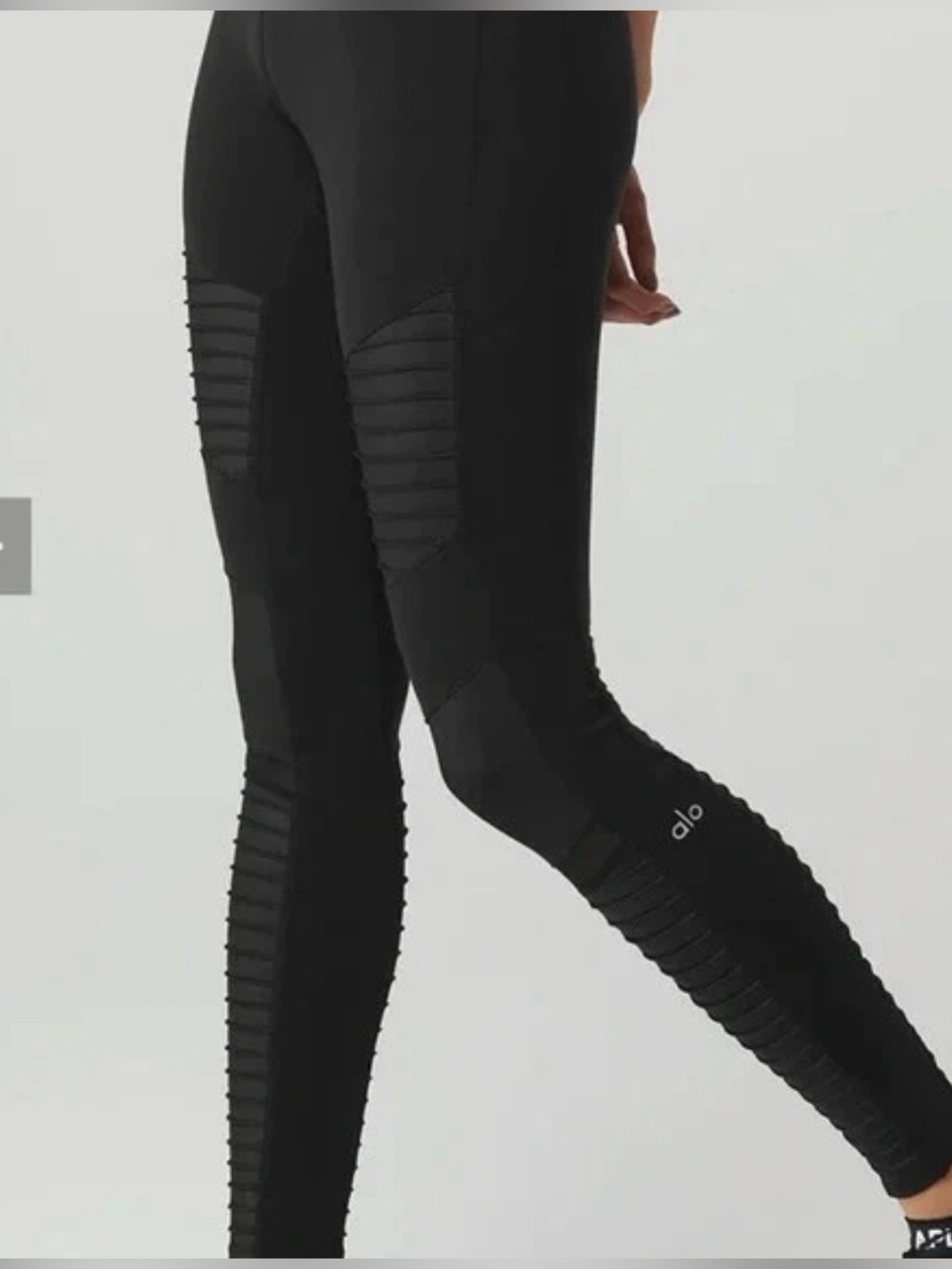 Alo Yoga black mid rise moto leggings